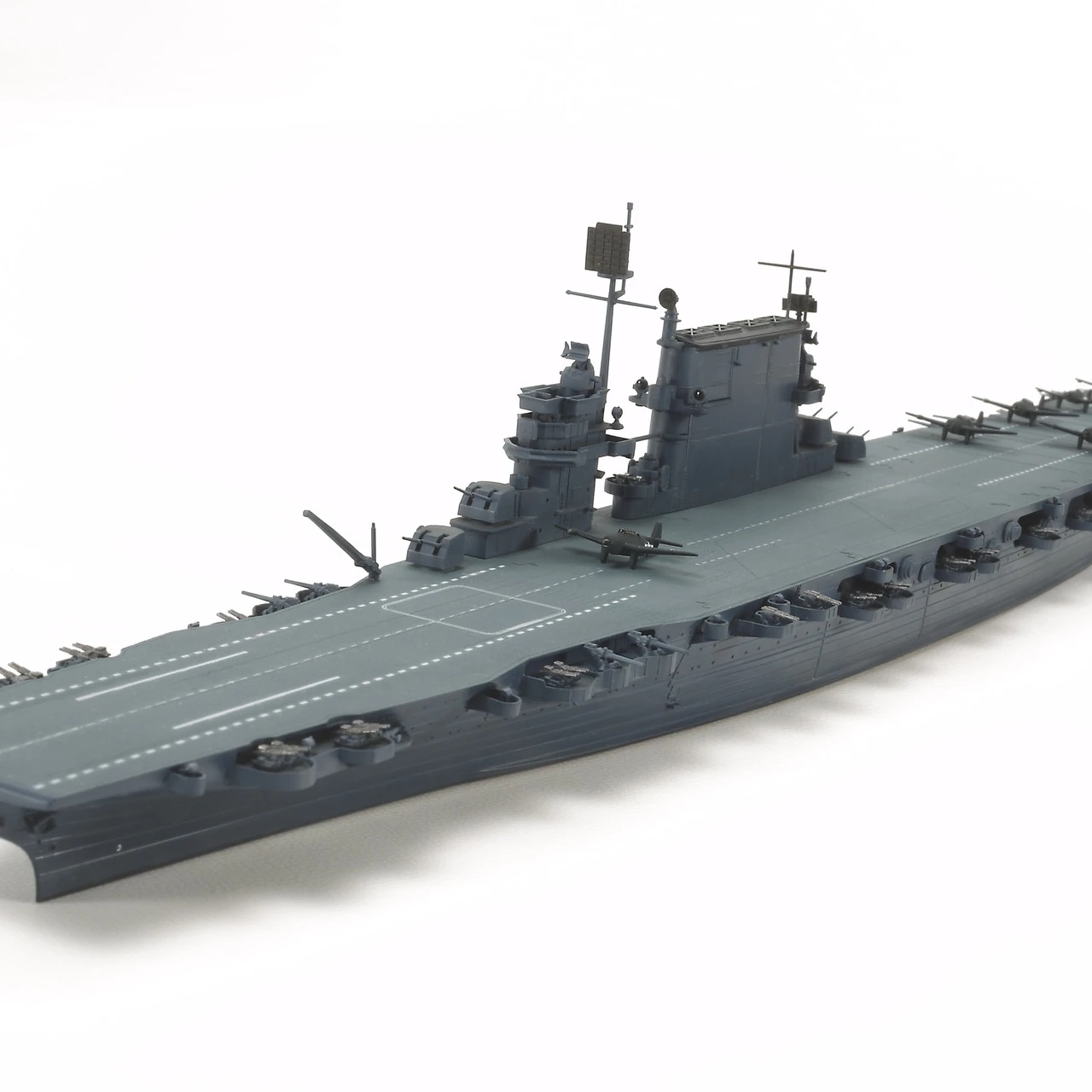 Tamiya 31713 - US Aircraft Carrier Saratoga United States - 1:700 Scale Kit 3 Tamiya 31713 - US Aircraft Carrier Saratoga United States - 1:700 Scale Kit
